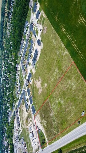 77 Main Street E, Lambton, ON