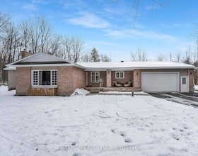 387 Campbell Side Road, Lanark, ON , MLS #X12694186 , Image - 1