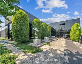 1325 Lawrence Avenue E, Toronto, ON