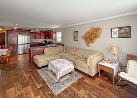 13 Sutton Drive, Huron, ON , MLS #X12710946 , Image - 1