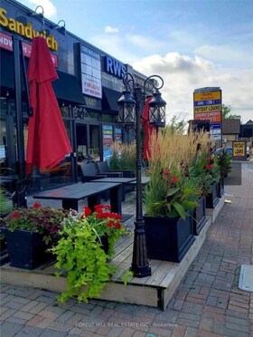 10087 Yonge Street, York, ON