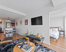 205 Manning Avenue, Toronto, ON , MLS #C13796504 , Image - 1