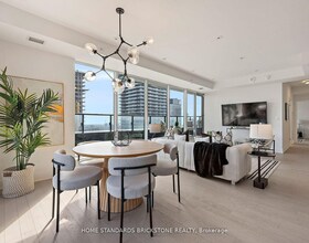 955 Bay Street, Toronto, ON , MLS #C13146240 , Image - 1