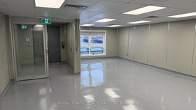 15 Centre Street S, Muskoka, ON , MLS #X12748696 , Image - 1