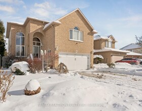 11 Redtail Crescent, Hamilton, ON , MLS #X13160546 , Image - 1