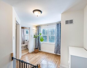 2212 Mississauga Road, Peel, ON , MLS #W13021884 , Image - 1
