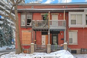 216 Bay Street, Ottawa, ON