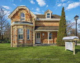 66 Centre Street, York, ON , MLS #N12775546 , Image - 1