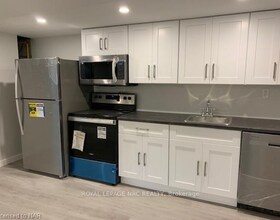 448 Grantham Avenue, Niagara, ON , MLS #X13865334 , Image - 1