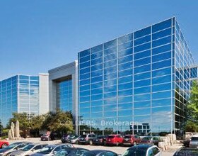 5420 North Service Road, Halton, ON