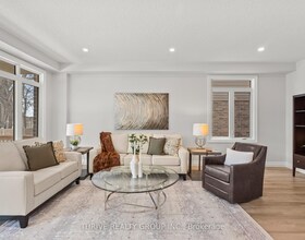 1061 Eagletrace Drive, Middlesex, ON , MLS #X13646466 , Image - 1