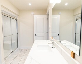 222 16th Avenue Crescent, Grey County, ON , MLS #X12807152 , Image - 1