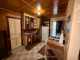28 Grove Street, Niagara, ON , MLS #X13541174 , Image - 1