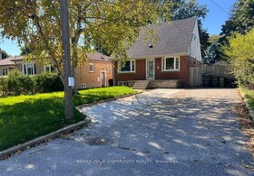 16 Robertsfield Crescent, Toronto, ON , MLS #E13469230 , Image - 1