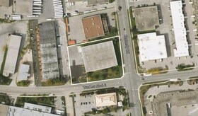 415 Traders Boulevard E, Peel, ON