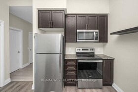 16 Concord Place, Niagara, ON , MLS #X13051674 , Image - 1