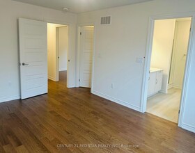 441 Bergamot Avenue, Halton, ON , MLS #W13676794 , Image - 1