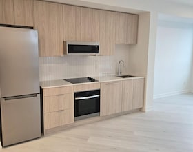 2501 Saw Whet Boulevard, Halton, ON , MLS #W12839270 , Image - 1