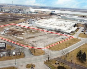 510 Riverview Drive, Chatham-Kent, ON , MLS #X12855434 , Image - 1