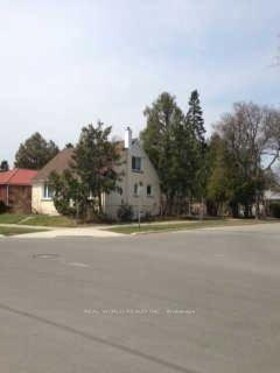 46 Connaught Avenue, Toronto, ON