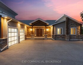 132 Parkview Drive, Oxford, ON , MLS #X13215958 , Image - 1