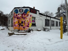 1175 Bathurst Street, Toronto, ON