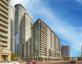 25 Lower Simcoe Street, Toronto, ON