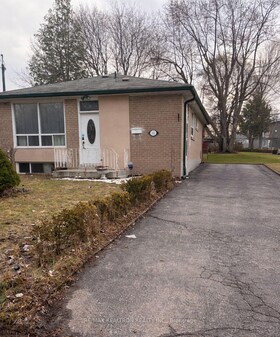 132 Porchester Drive, Toronto, ON