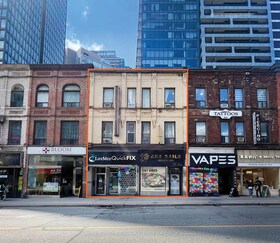 598-600 Yonge Street, Toronto, ON