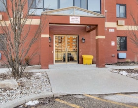 95 Base Line Road W, Middlesex, ON , MLS #X13223820 , Image - 1