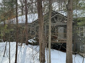 10297 Dogwood Crescent, Lambton, ON