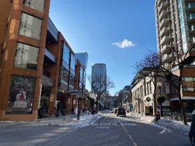 69 Yorkville Avenue, Toronto, ON