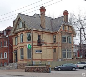 413 Sherbourne Street E, Toronto, ON