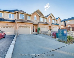 18 Palacebeach Trail, Hamilton, ON