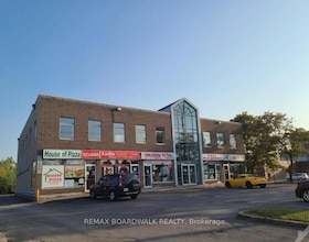 1574 WALKLEY Road, Ottawa, ON