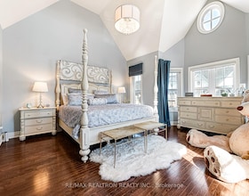 117 Nelson Street, Halton, ON , MLS #W13504422 , Image - 1