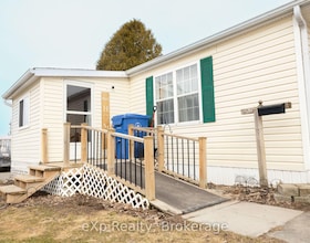 302694 Douglas Street, Grey County, ON , MLS #X12936724 , Image - 1