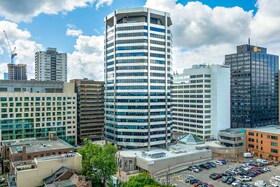 22 St. Clair Avenue E, Toronto, ON