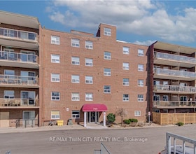 793 COLBORNE Street, Brantford, ON , MLS #X12939138 , Image - 1