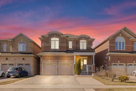 43 Alice Springs Crescent, Peel, ON , MLS #W13411588 , Image - 1