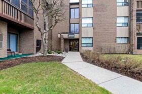 300 EVERGLADE Crescent, Middlesex, ON , MLS #X13500512 , Image - 1