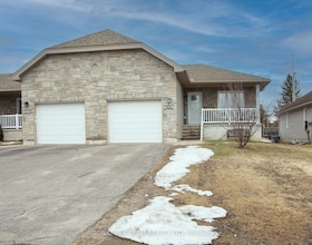 675 Aberdeen Street, Renfrew, ON , MLS #X12954266 , Image - 1