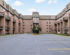 165 Cherokee Boulevard, Toronto, ON , MLS #C14114724 , Image - 1