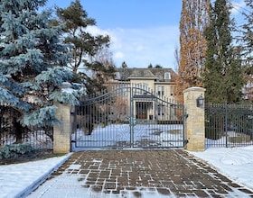 9 Fifeshire Road, Toronto, ON