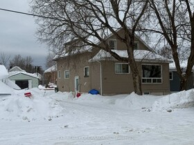 52 Broadway Avenue, Cochrane, ON