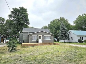 23 Ella Street S, Chatham-Kent, ON , MLS #X13635454 , Image - 1