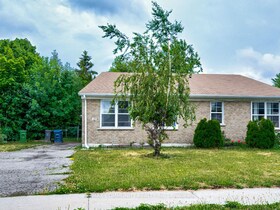 12 Moonbeam Grove, Toronto, ON , MLS #E12988576 , Image - 1
