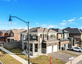 1 Boothill Drive, Peel, ON
