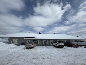 364 Eleventh Avenue, Cochrane, ON , MLS #T12993032 , Image - 1