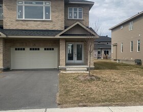 5 Wylie Way, Lanark, ON , MLS #X12993672 , Image - 1